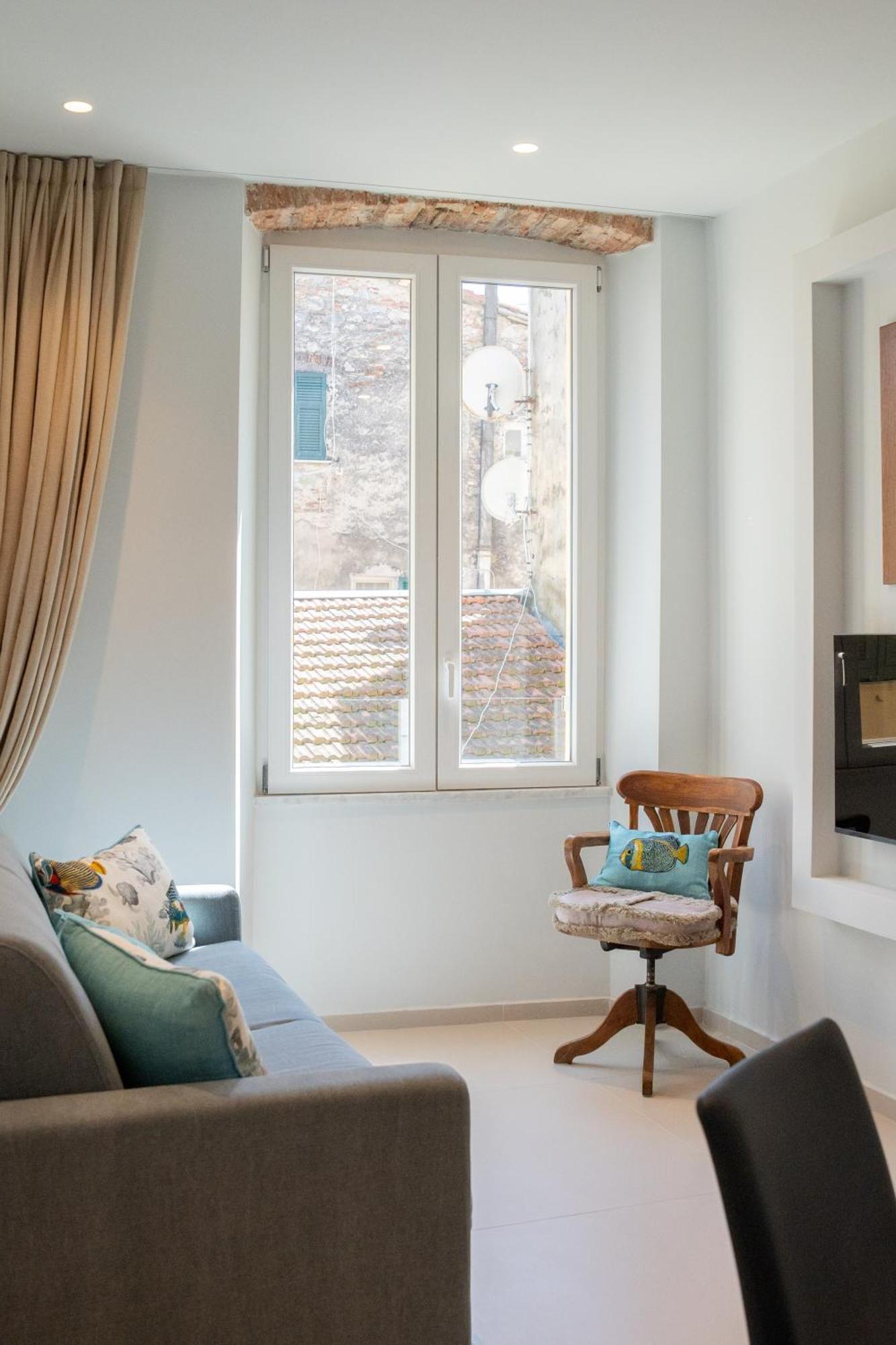 Casa Vacanze Armanda-Suite เลริชี ภายนอก รูปภาพ